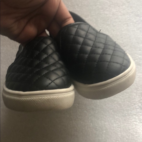 Toddler shoes size- 9 Steve Madden-quilted black - Picture 11 of 16